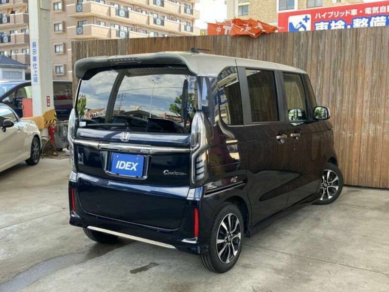 N BOX CUSTOM