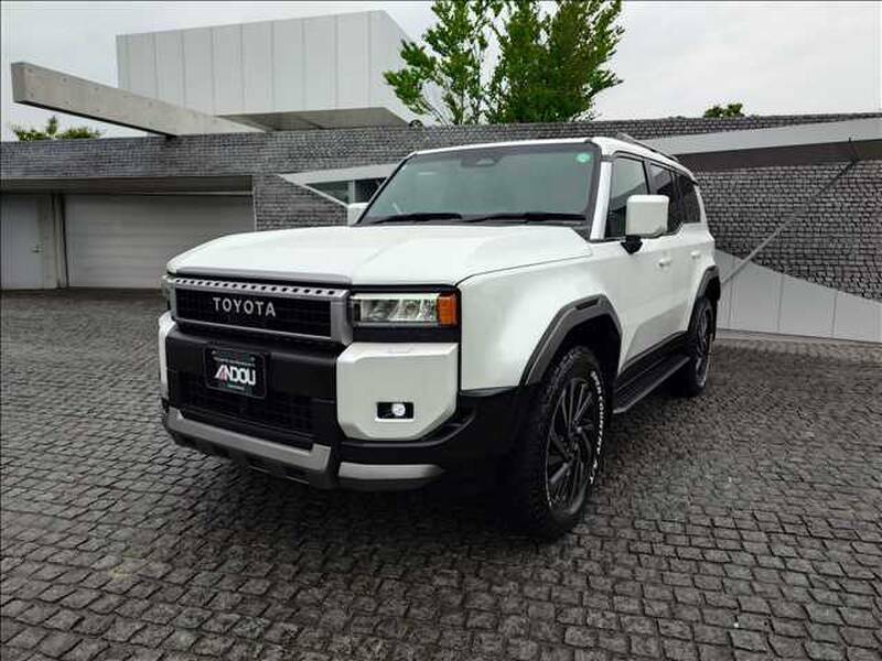 TOYOTA LAND CRUISER