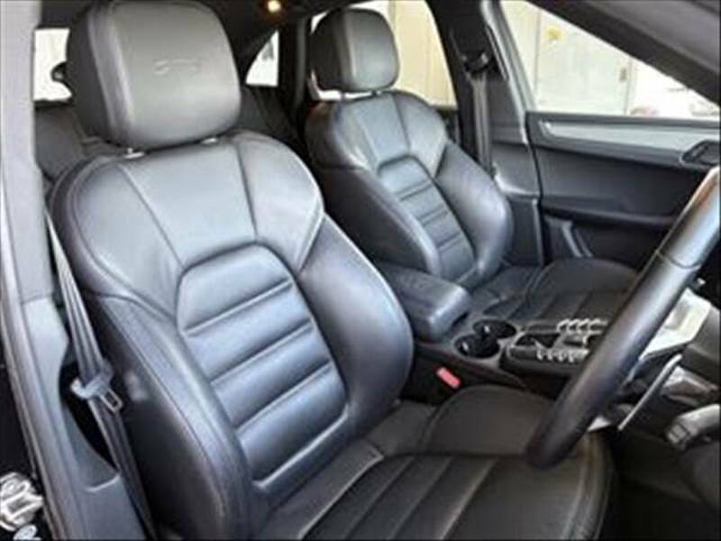 MACAN