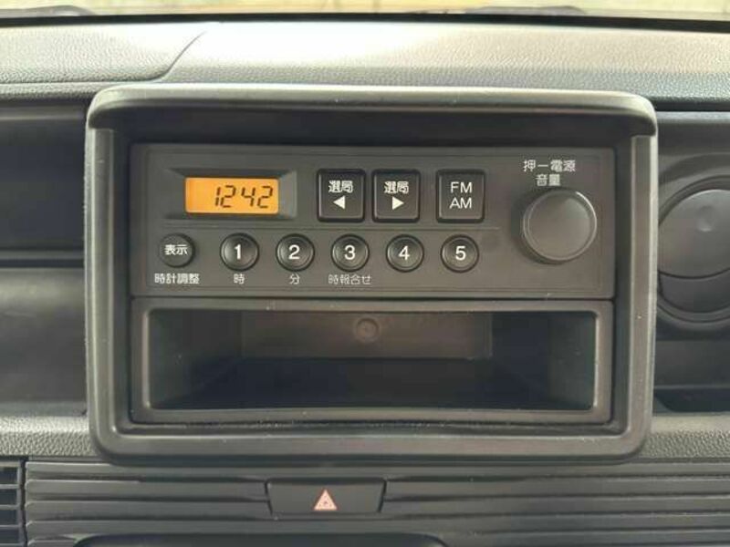 N-VAN