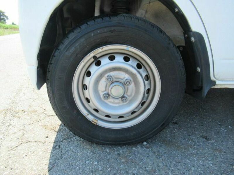 MINICAB TRUCK