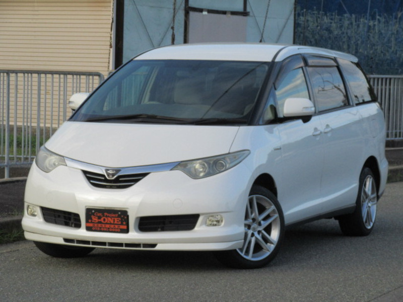 TOYOTA ESTIMA HYBRID