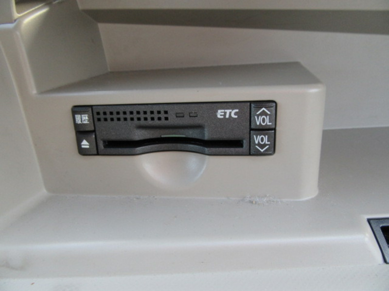 ESTIMA HYBRID