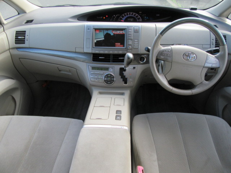 ESTIMA HYBRID