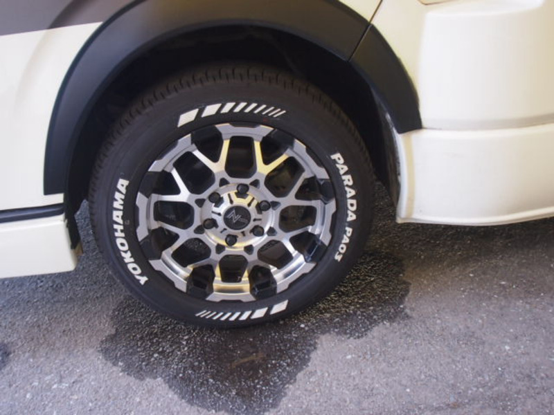 HIACE VAN