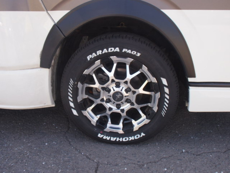 HIACE VAN