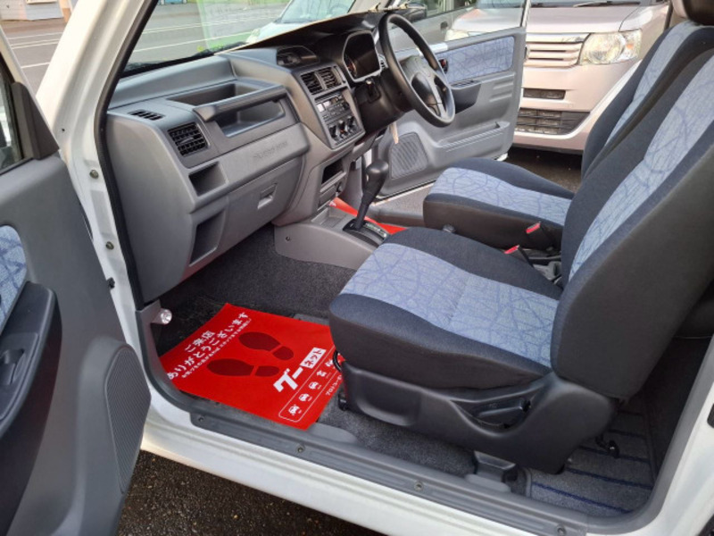 PAJERO MINI