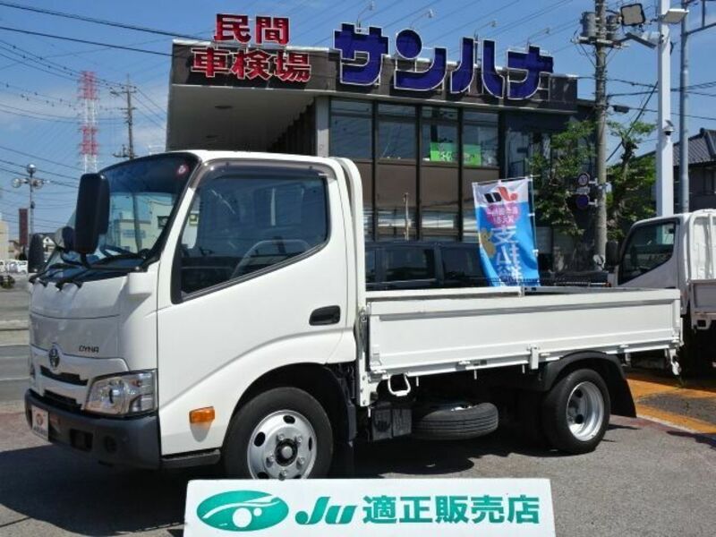 TOYOTA DYNA