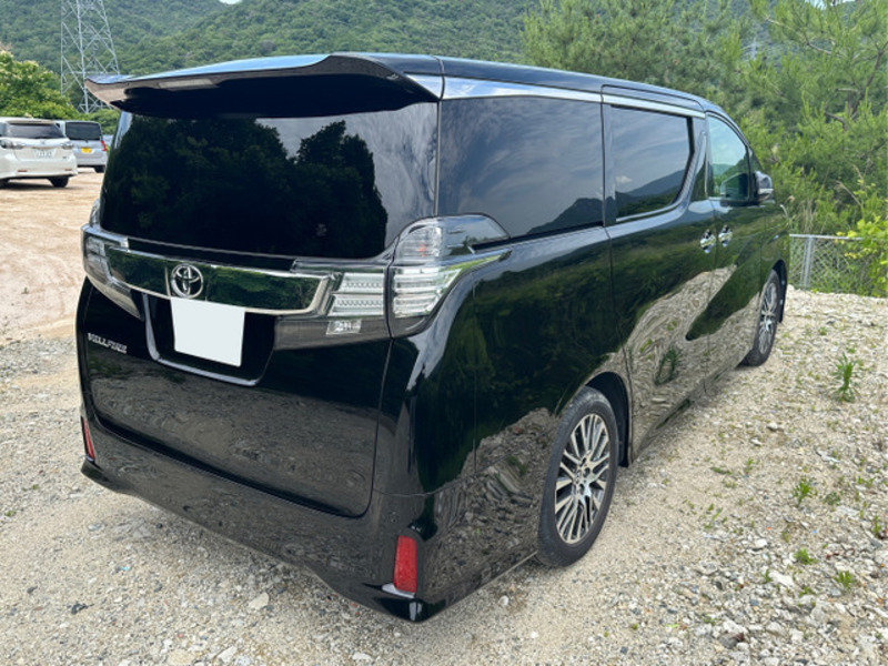 VELLFIRE