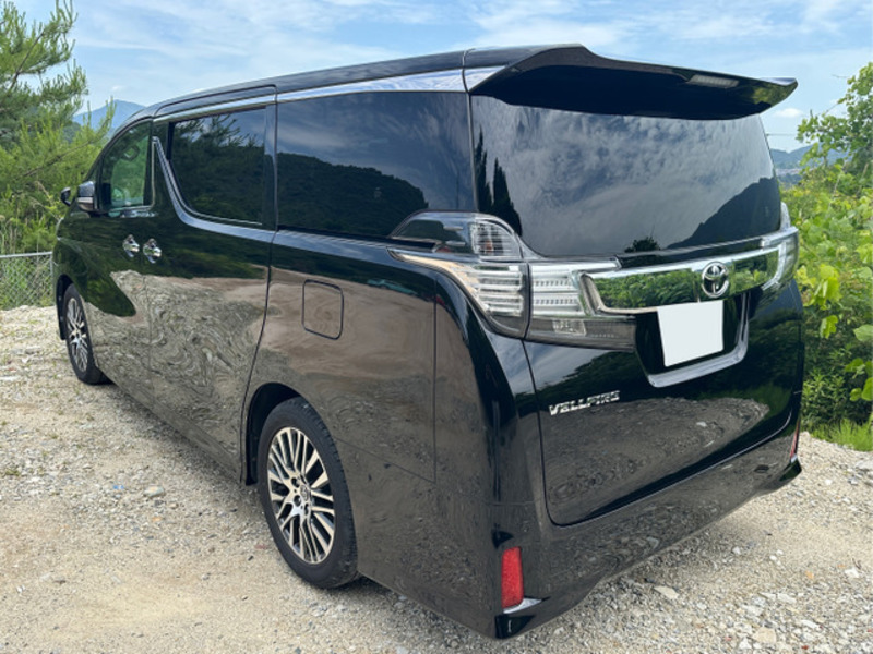 VELLFIRE