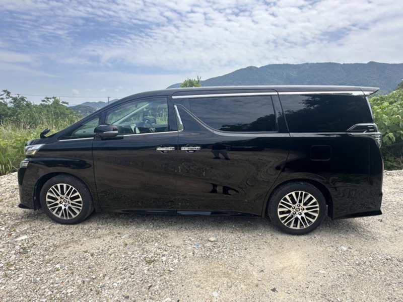 VELLFIRE