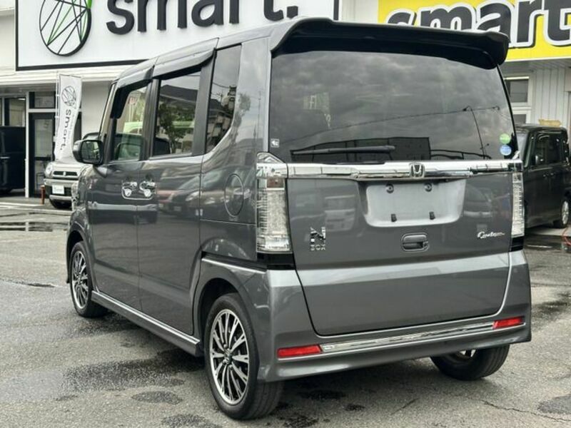 N BOX CUSTOM