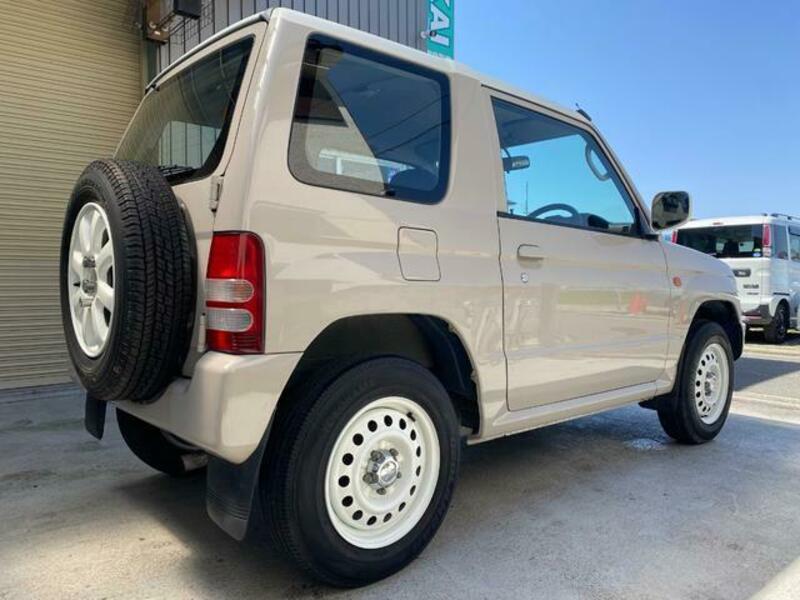 PAJERO MINI