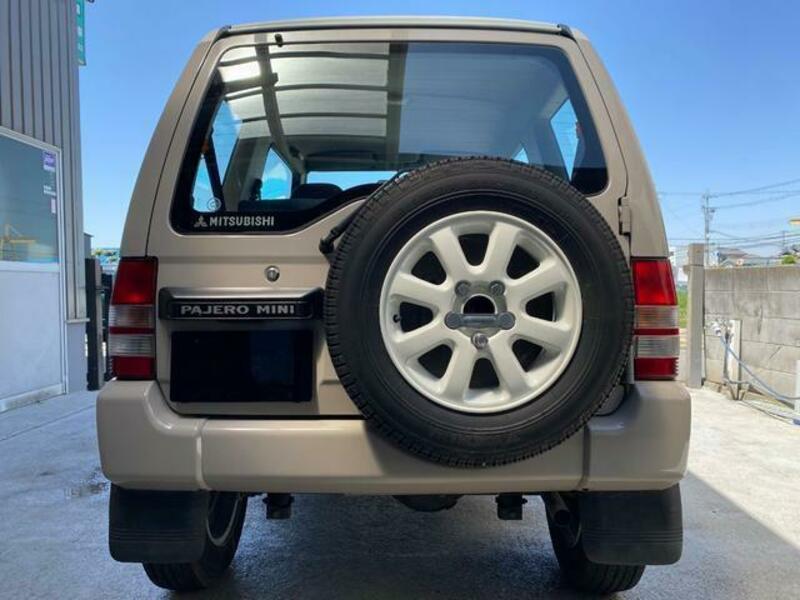 PAJERO MINI