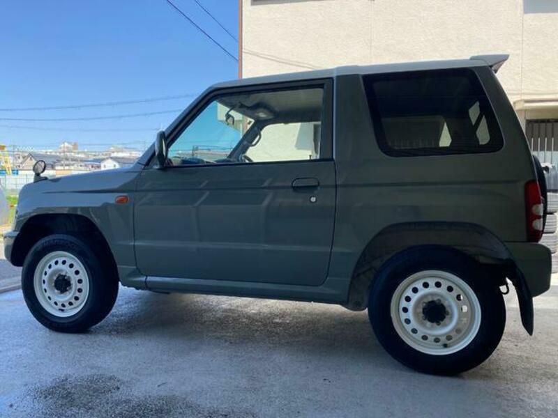 PAJERO MINI