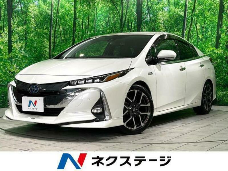 TOYOTA PRIUS PHV