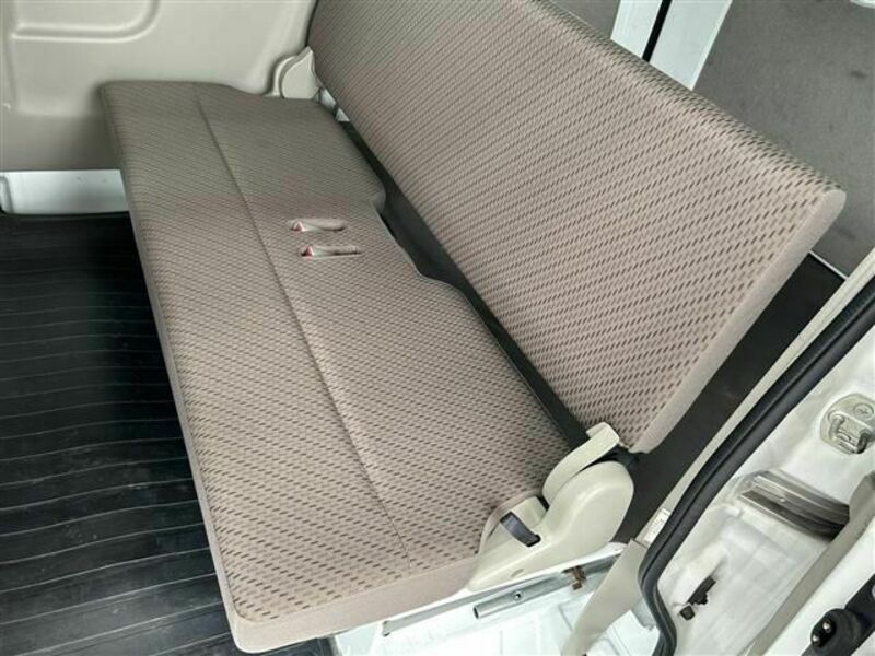 MINICAB VAN
