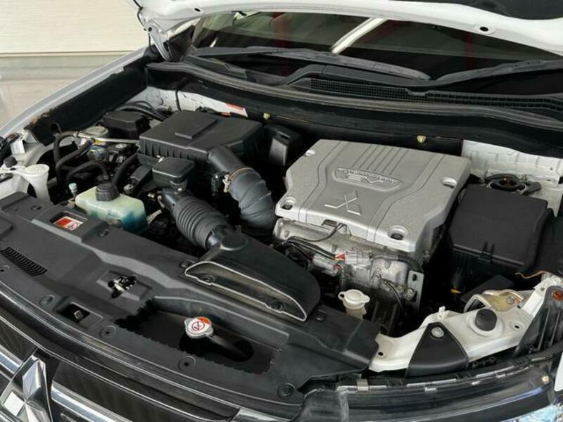OUTLANDER PHEV