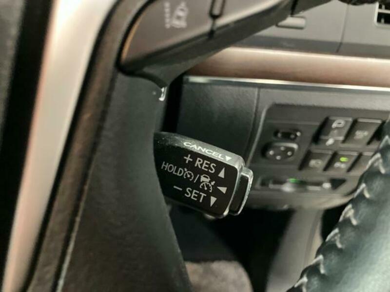 LAND CRUISER