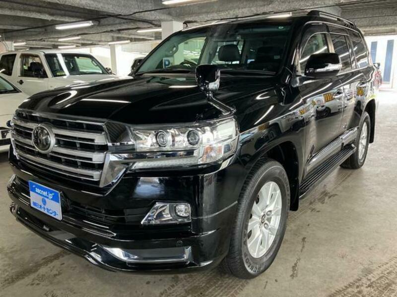 LAND CRUISER