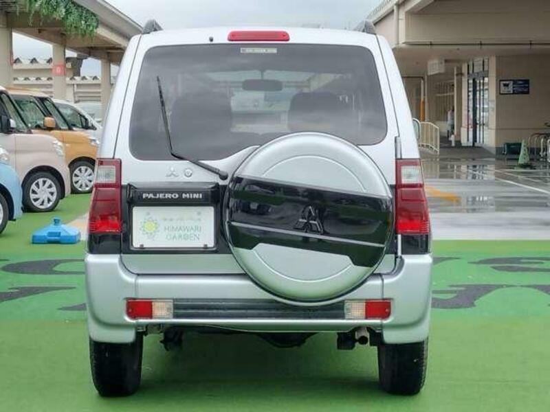 PAJERO MINI