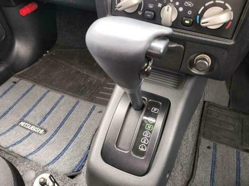 PAJERO MINI
