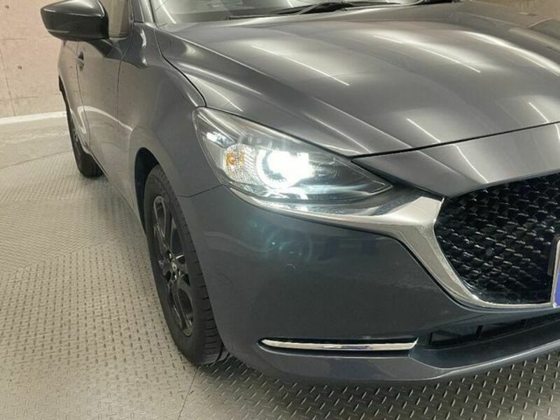 MAZDA2