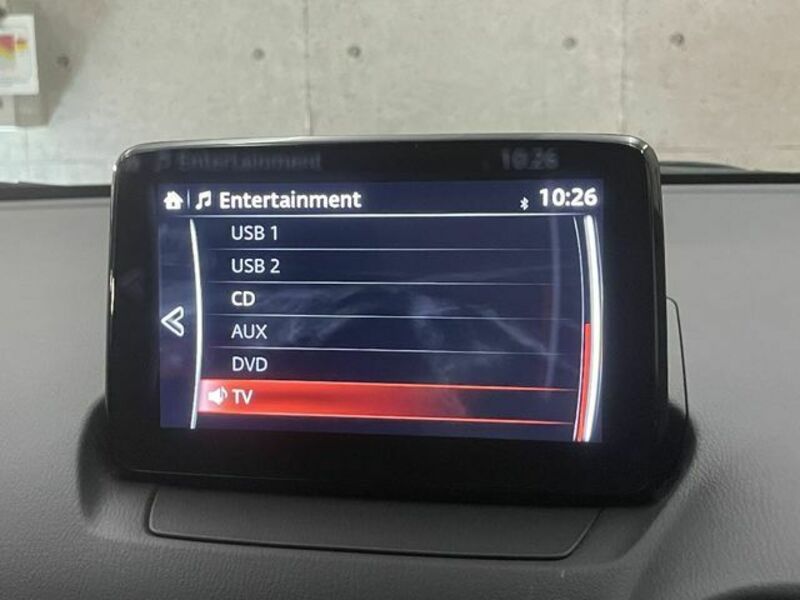 MAZDA2
