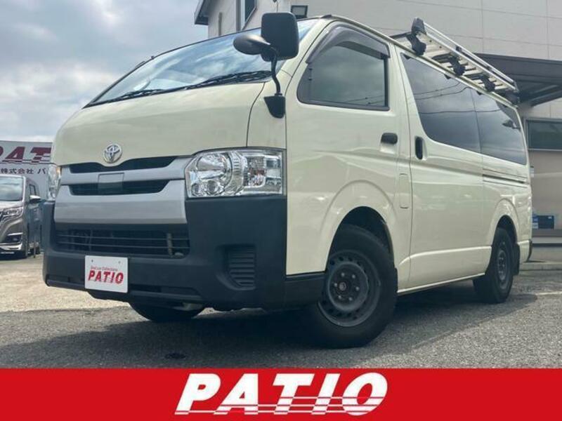 TOYOTA Regiusace Van
