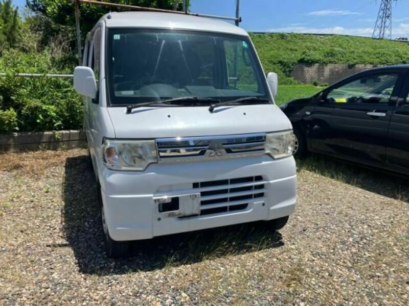 MINICAB VAN