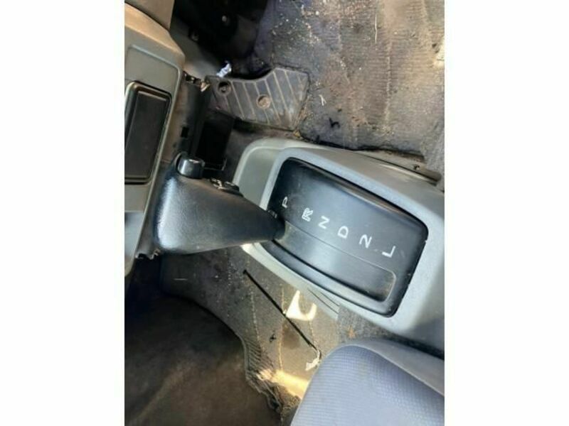 MINICAB VAN