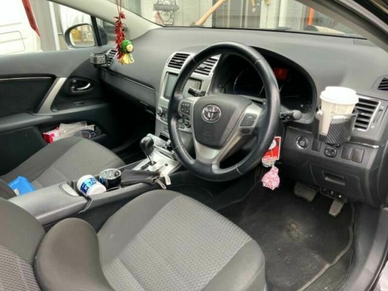 AVENSIS WAGON