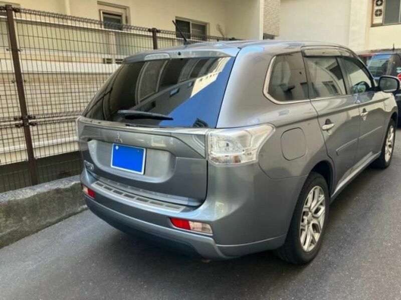 OUTLANDER PHEV