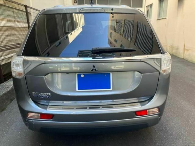 OUTLANDER PHEV