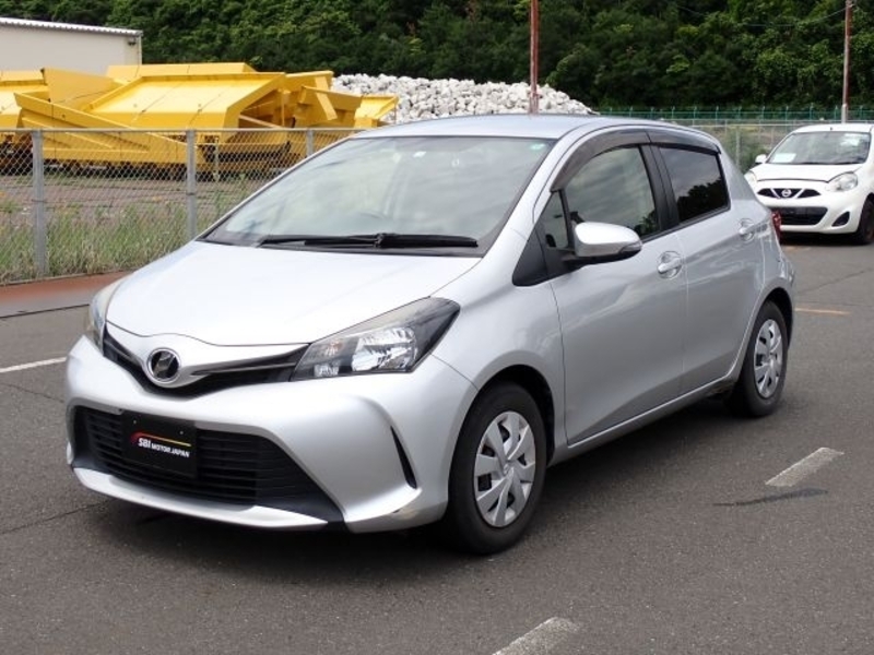 TOYOTA VITZ