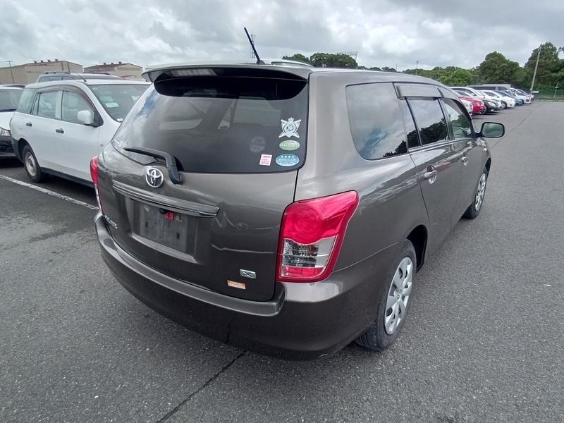 COROLLA FIELDER
