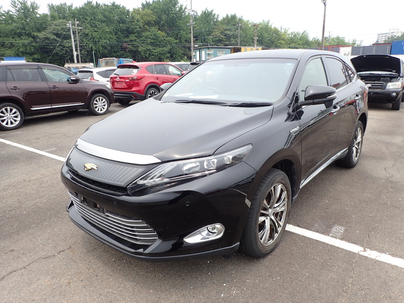 TOYOTA HARRIER