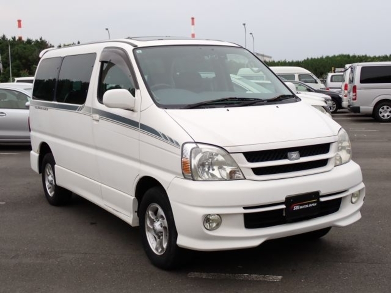 TOURING HIACE