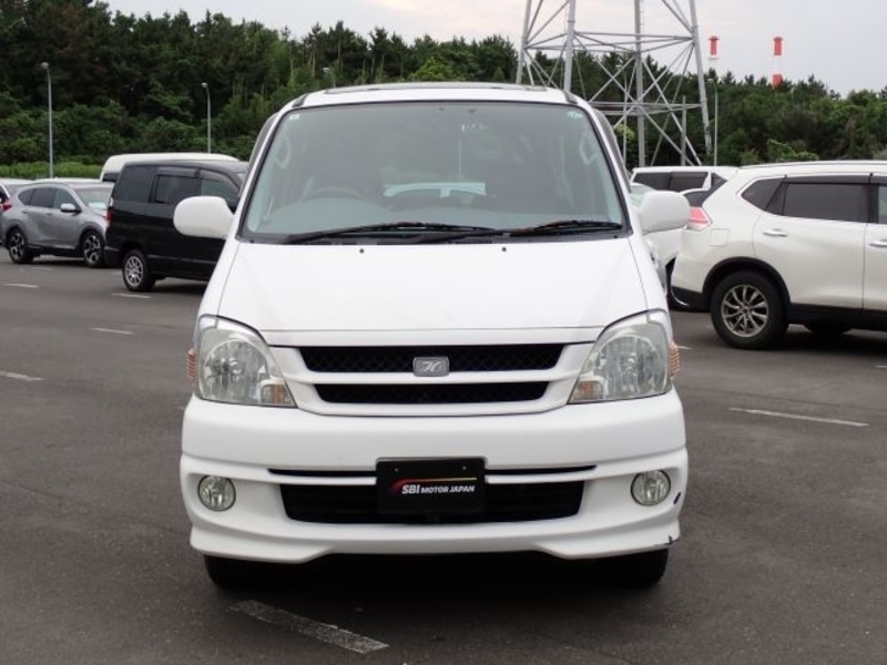 TOURING HIACE