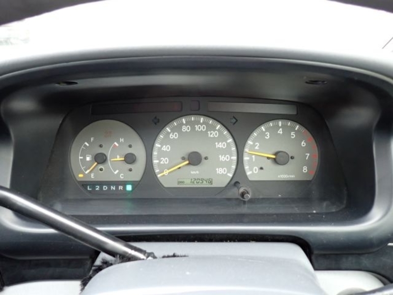 TOURING HIACE