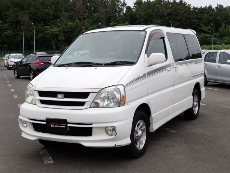 TOYOTA TOURING HIACE