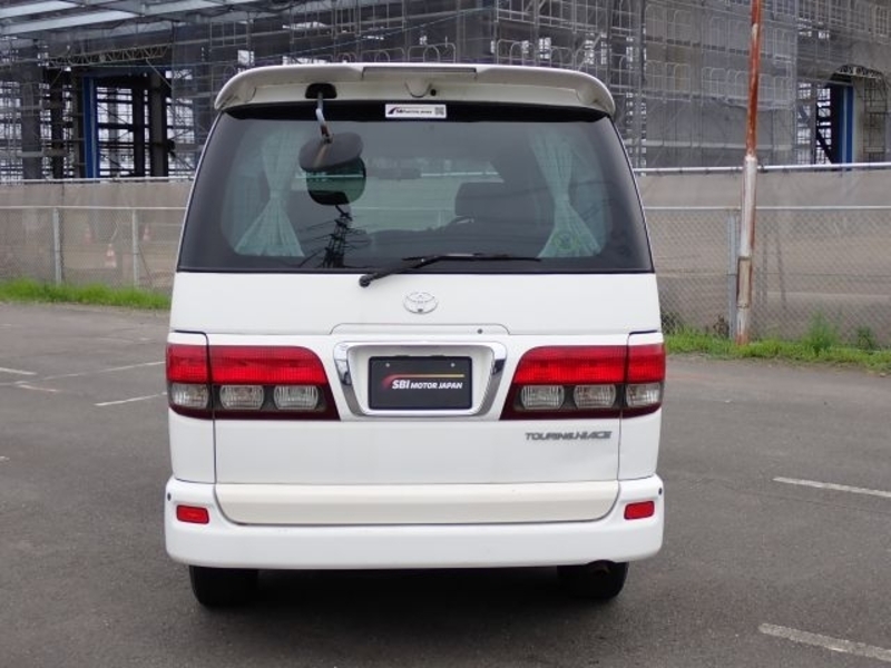 TOURING HIACE