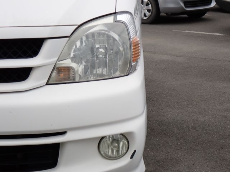 TOURING HIACE