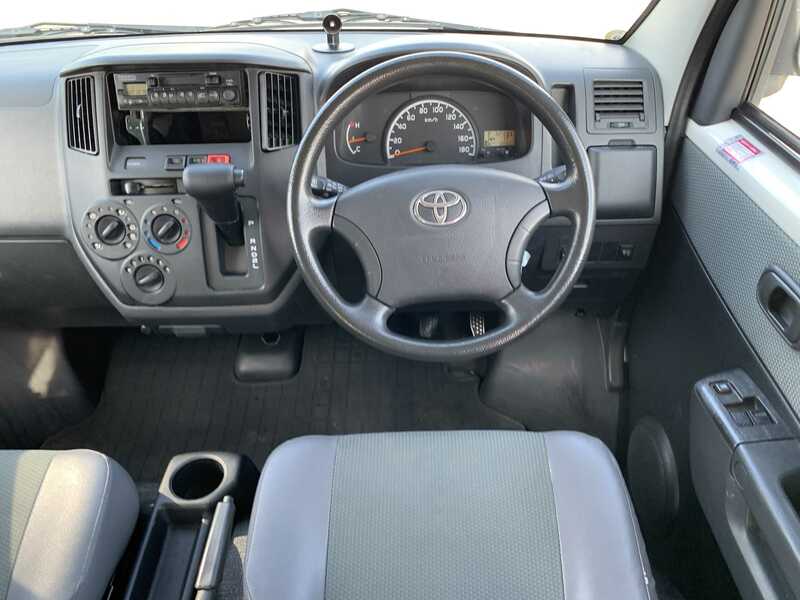 TOWN ACE VAN