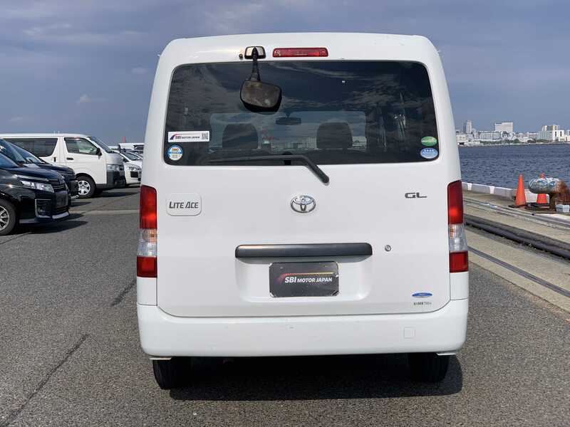 TOWN ACE VAN