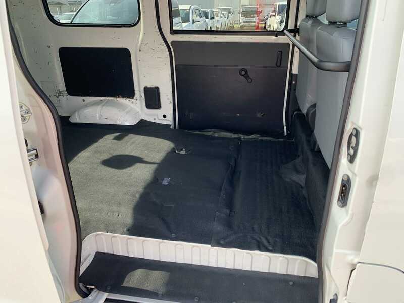 TOWN ACE VAN