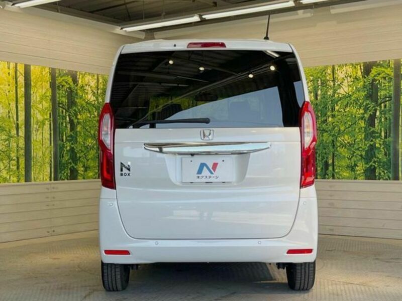 N BOX