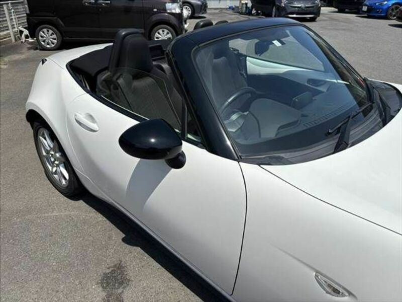 ROADSTER