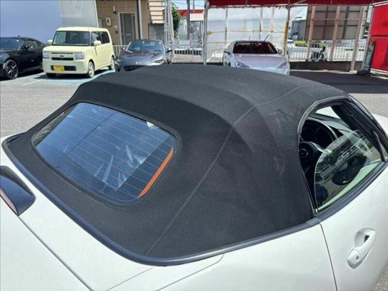 ROADSTER