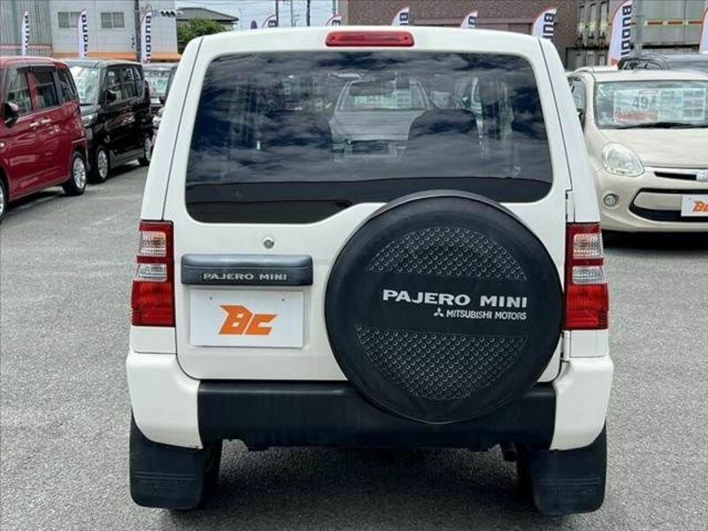 PAJERO MINI